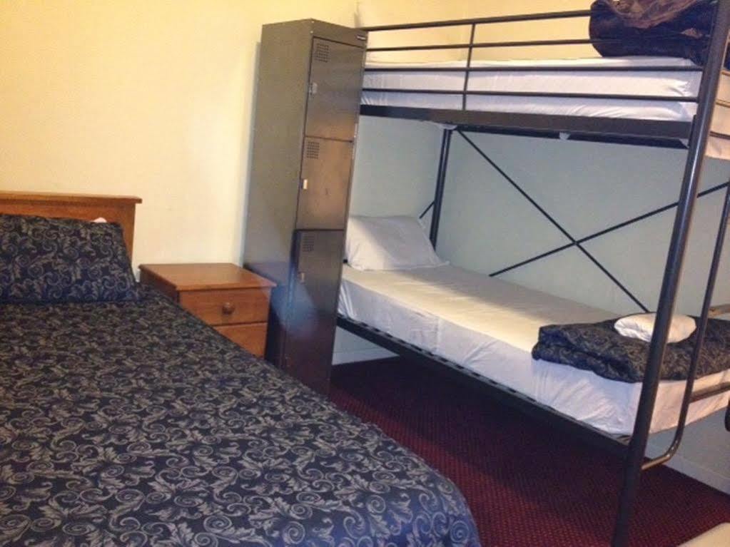 Freemans Backpackers Hostel Auckland Exterior photo
